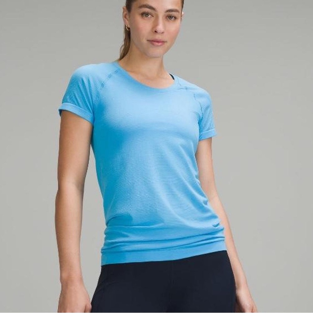 Lululemon Athletica Sky Blue Short Sleeve Tee